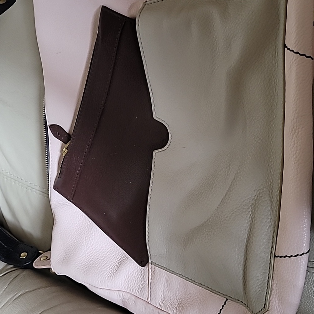 Handbag - Picture 2 of 6